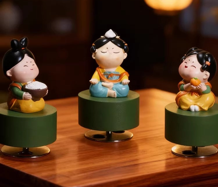 Tang Dynasty Lady Rotating Wooden Music Box