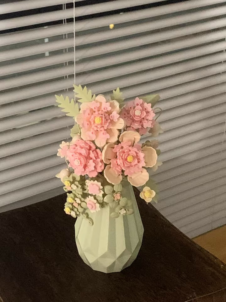 Building Block Flower Bouquet with Vase