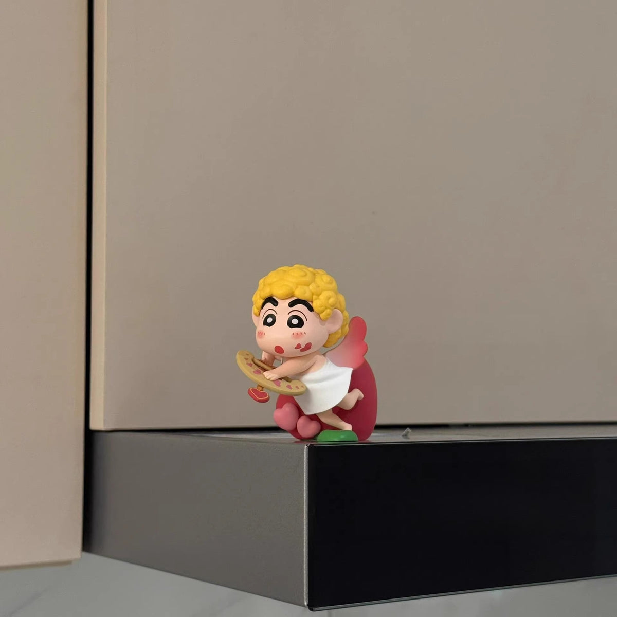 Cupid Crayon Shin-chan Character Ornament