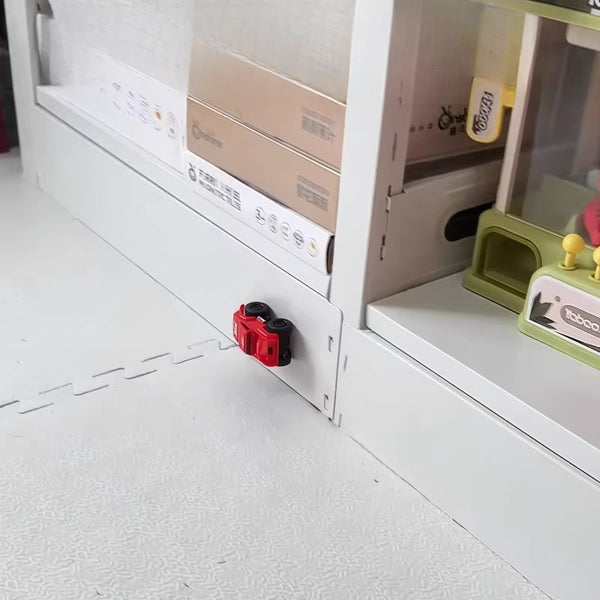 Magnetic Wall-Climbing Stunt Truck