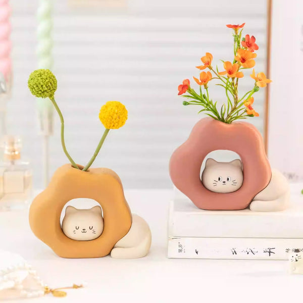 Mischievous Cat Vase and Artificial Flower Ornament