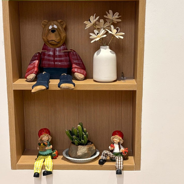 Country Style Shelf Sitter Figurine