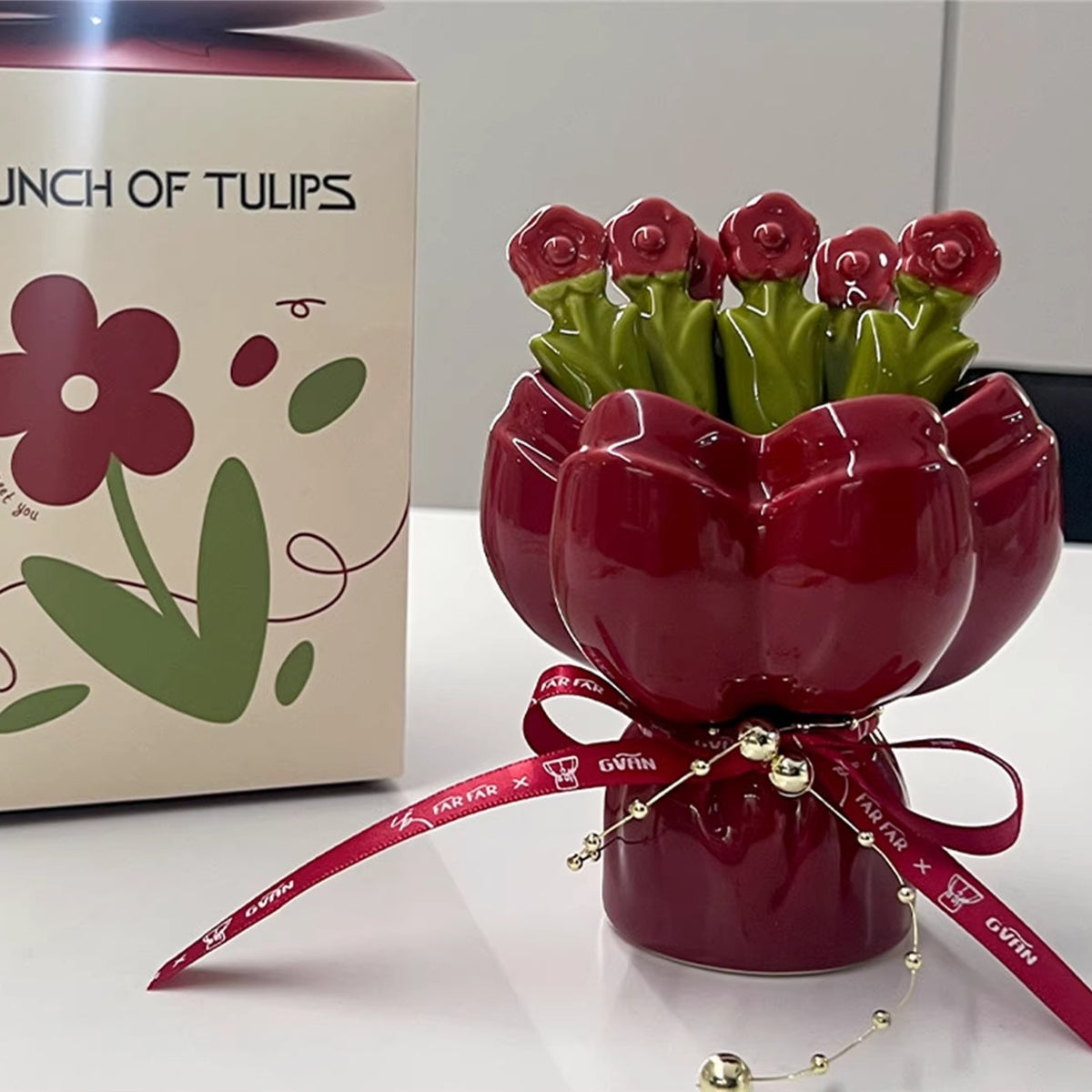 Ceramic Fruit Fork Set with Bouquet Storage Jar