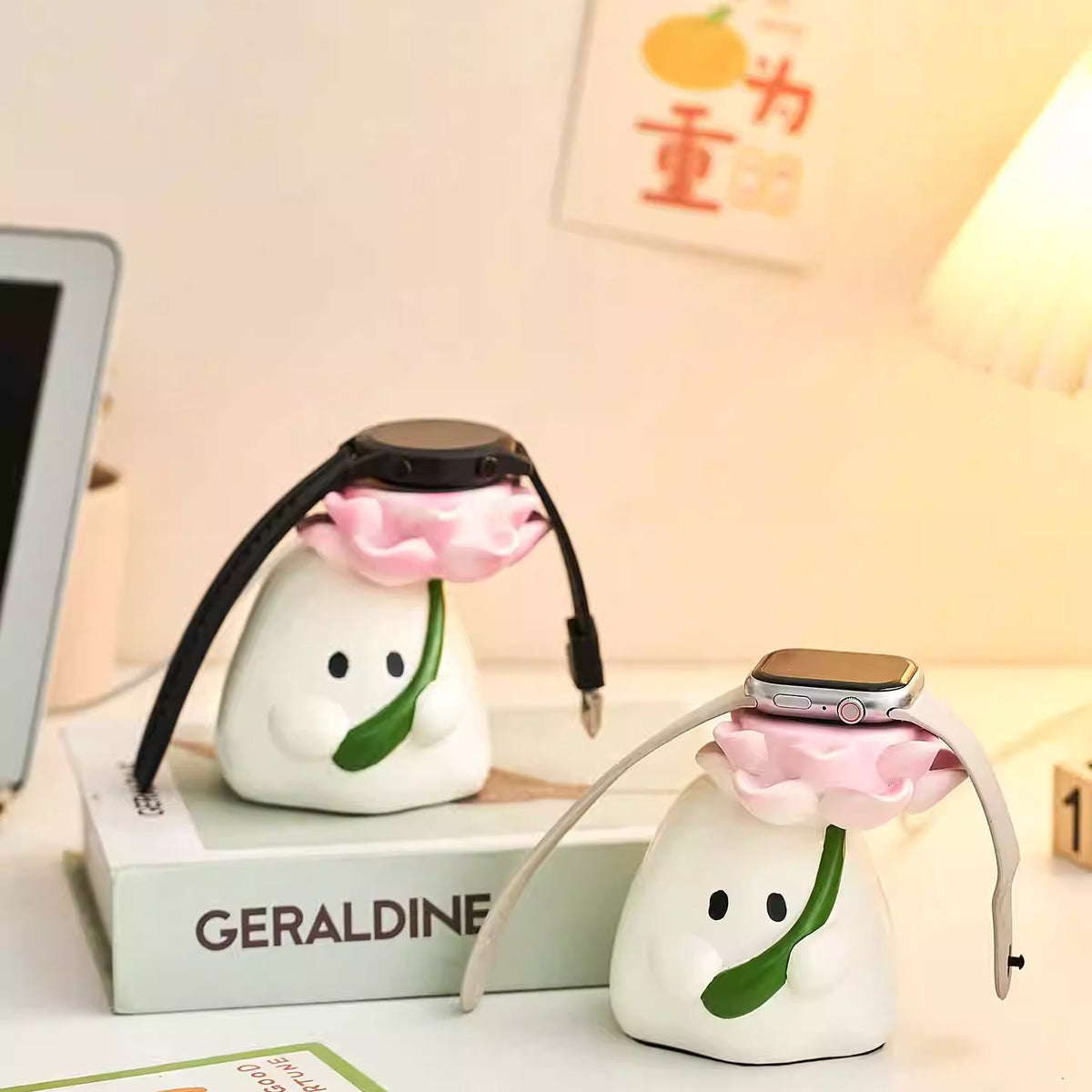 Flower Ghost Smartwatch Charging Stand