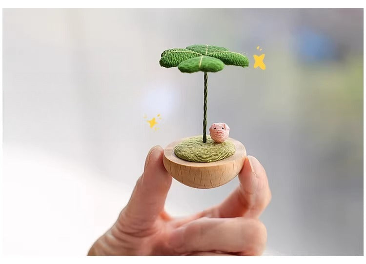 Handcrafted Character Wobbly Desk Ornament