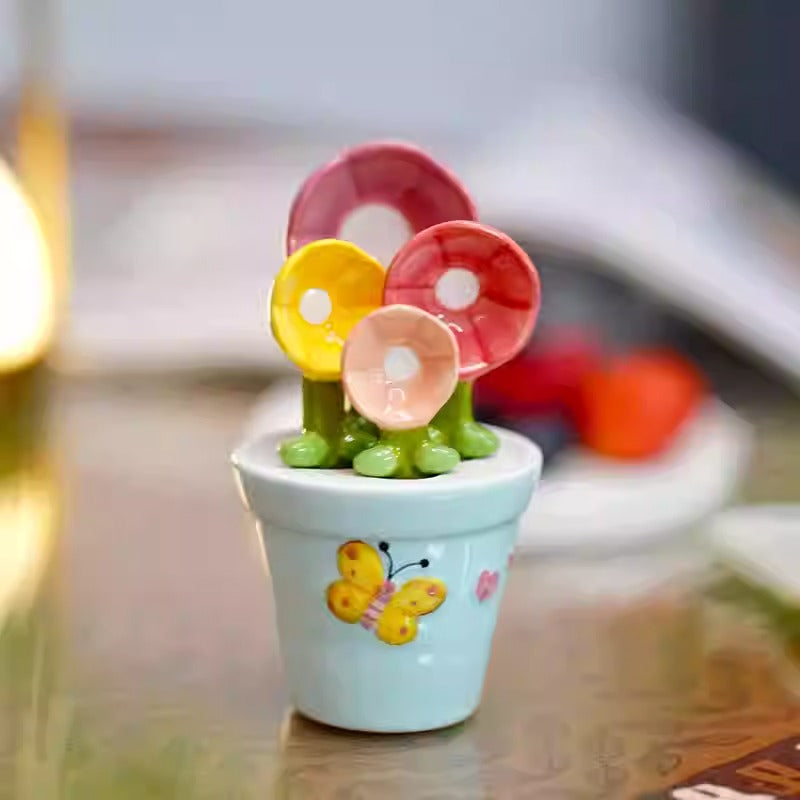 Ceramic Floral Measuring Spoon Set with Planter Base