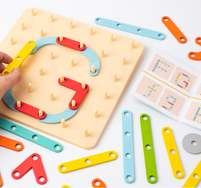 36-Peg Creative Shape and Structure Building Set