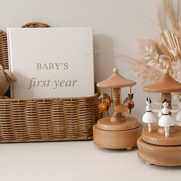 Personalised Wooden Musical Carousel – Custom Name Horses Music Box