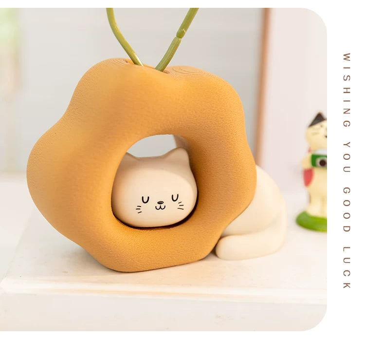 Mischievous Cat Vase and Artificial Flower Ornament