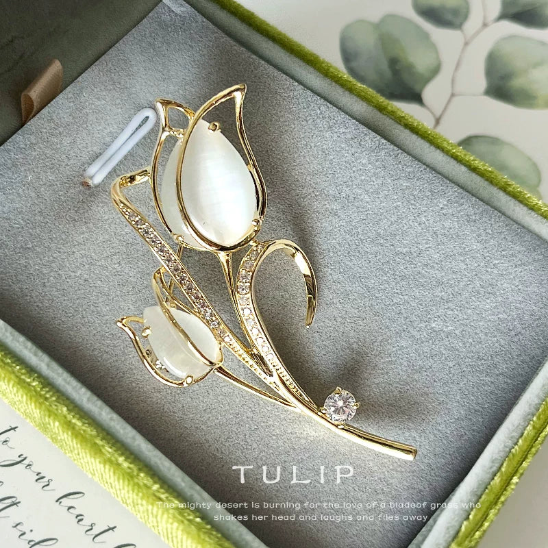Tulip Brooch in Velvet Gift Box