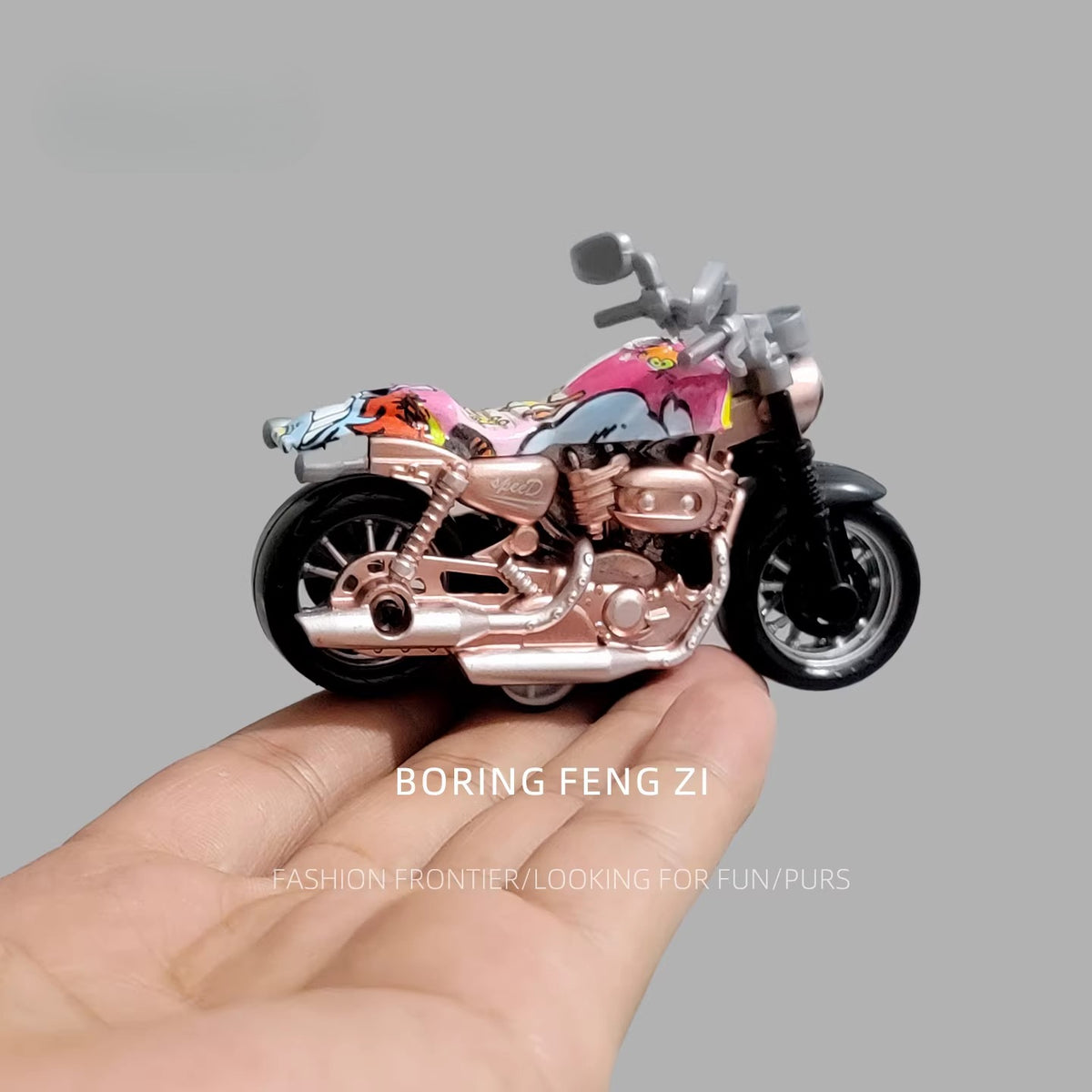 Miniature Pull-Back Motorcycle Desk Ornament
