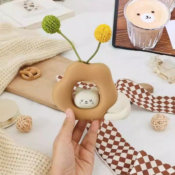 Mischievous Cat Vase and Artificial Flower Ornament