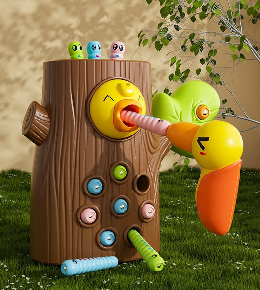 Woodpecker Magnetic Catch and Feed Play Set