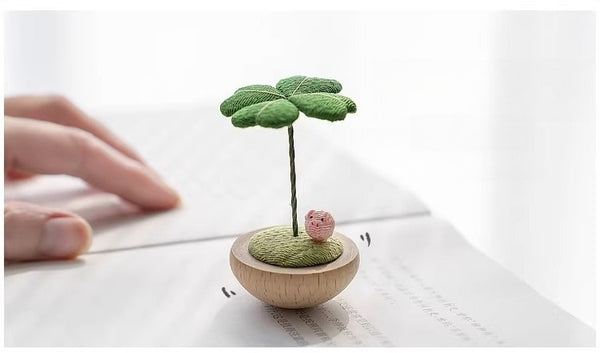 Handcrafted Character Wobbly Desk Ornament