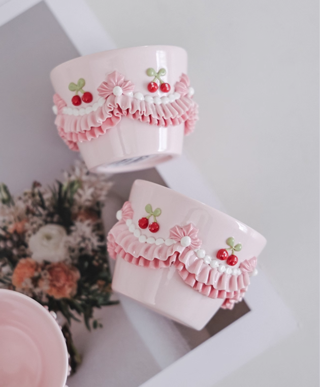 Handmade Cupcake Ceramic Mug – Sweet Cottage Edition