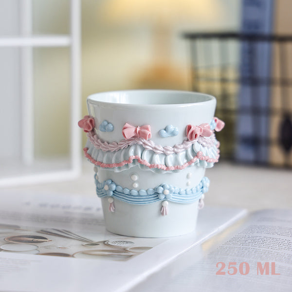 Handmade Cupcake Ceramic Mug – Sweet Cottage Edition
